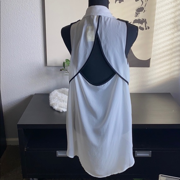 White trimmed in black Top - Picture 3 of 5
